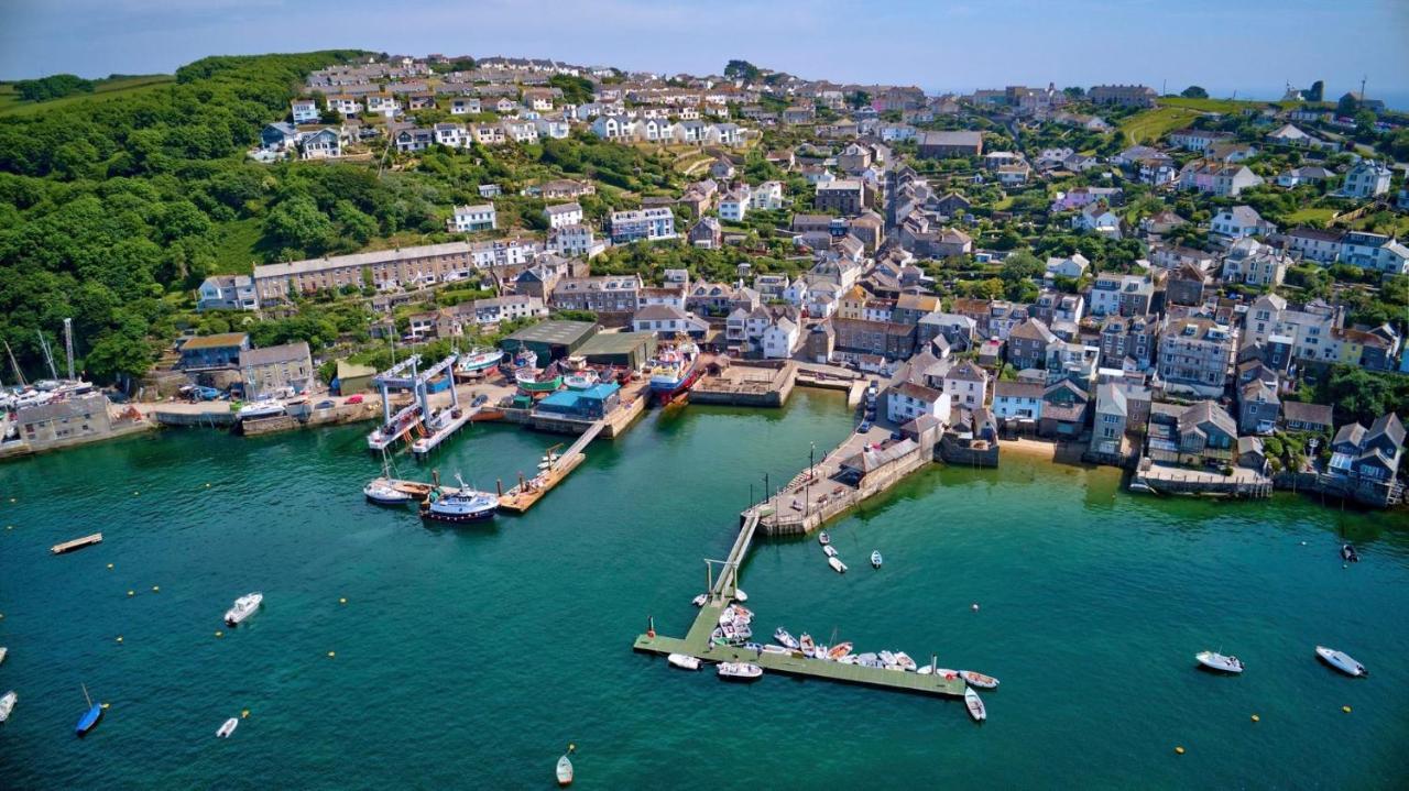 West Winds, Fore Street, By Fowey * Polruan
